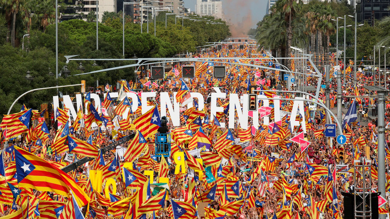 Katalonien: Rund eine Million gingen für "Freiheit, Republik und Unabhängigkeit" auf die Straße