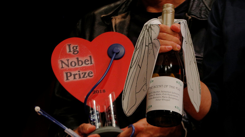Voodoo gegen den Chef und Spucke zum Putzen: Ig-Nobelpreise in Harvard verliehen 