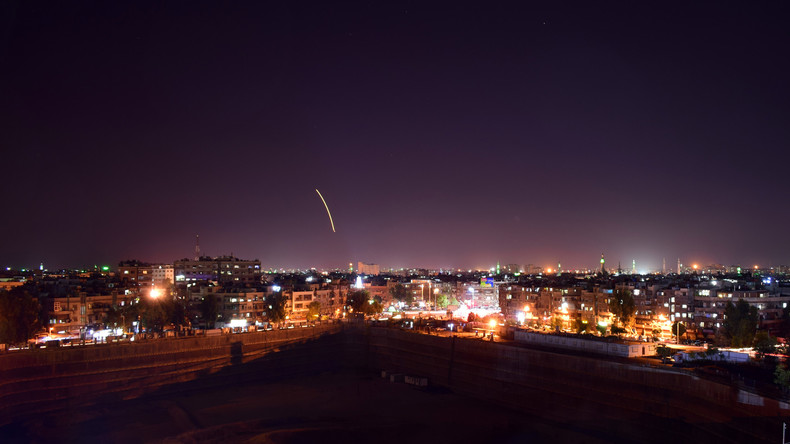 Raketenangriff auf Flughafen von Damaskus