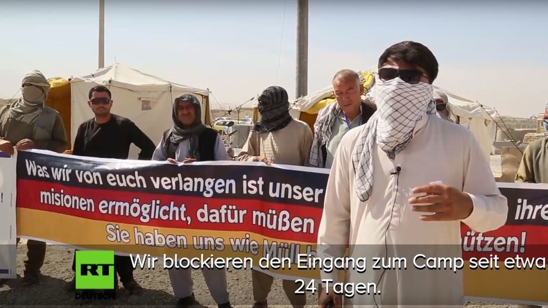 "Verraten und verkauft" - Afghanische Ex-Angestellte der Bundeswehr demonstrieren in Masar-i-Scharif