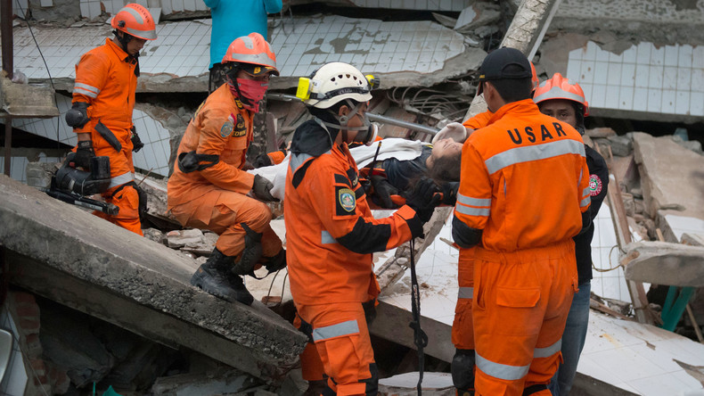 Tsunami-Katastrophe in Indonesien: Frau nach zwei Tagen aus eingestürztem Hotel gerettet