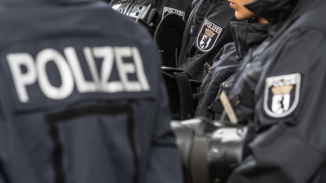 Polizei sucht in Deutschland nach Hunderten Islamisten