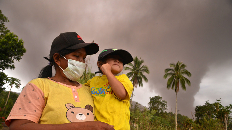 Tage nach tödlichem Tsunami: Vulkanausbruch in Indonesien (Bilder, Video) 