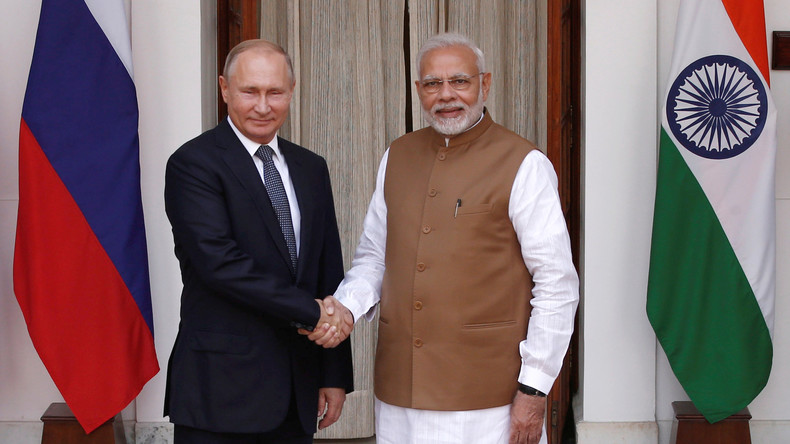 Russland und Indien unterzeichnen Vertrag über Lieferung von fünf S-400-Systemen 