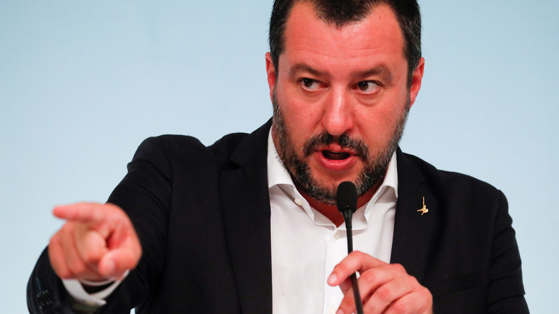 Salvini drohte mit Flughafensperre: Verwirrung um einen Abschiebeflug von Bayern nach Italien