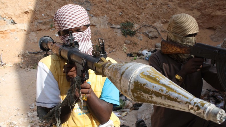 Al-Shabaab-Kämpfer richten Briten und drei US-Bürger wegen angeblicher Spionage hin