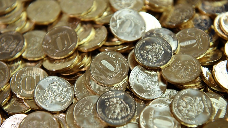 Schwere Lohntüte: Ärztin erhält Großteil ihres Gehalt in kleinen Münzen mit 35 Kilogramm