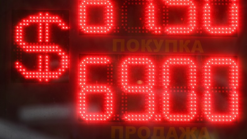 Bislang dominierte der Dollar: Medwedew plädiert für Nationalwährungen bei Zahlungsausgleich