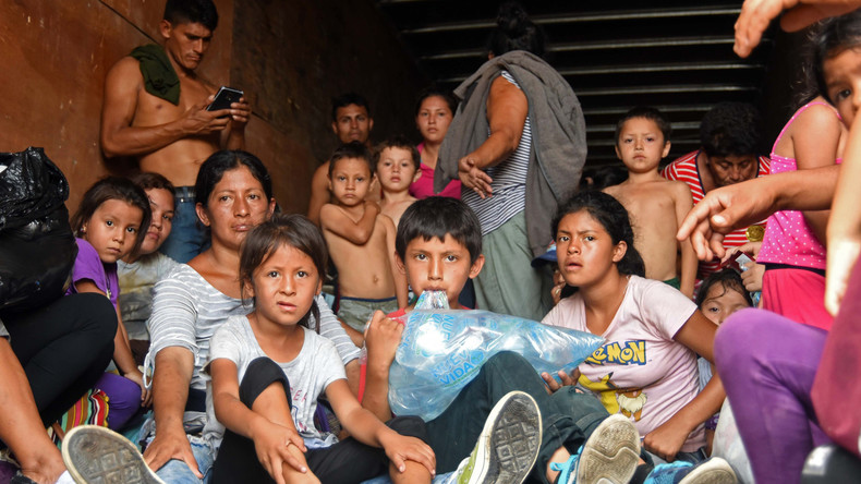 Mexiko: Mehr als 150 Migranten in Laster entdeckt