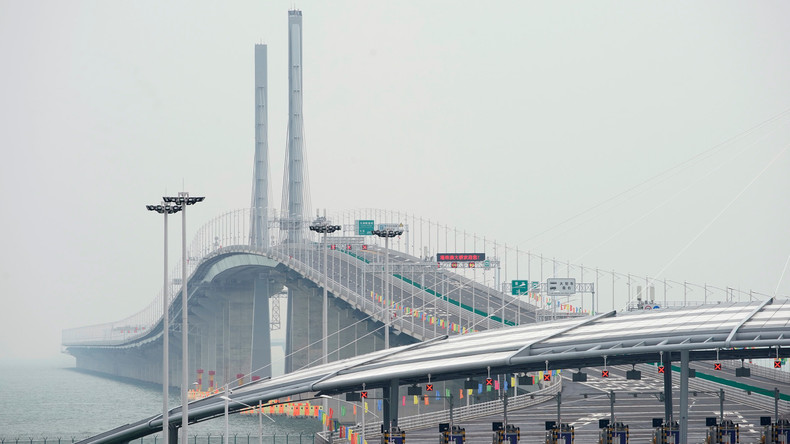 Rekordbrücke zwischen Hongkong und Chinas Festland eröffnet 