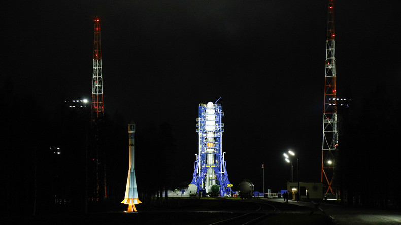 Sojus-Rakete bringt russischen Militärsatelliten ohne Zwischenfälle ins All 