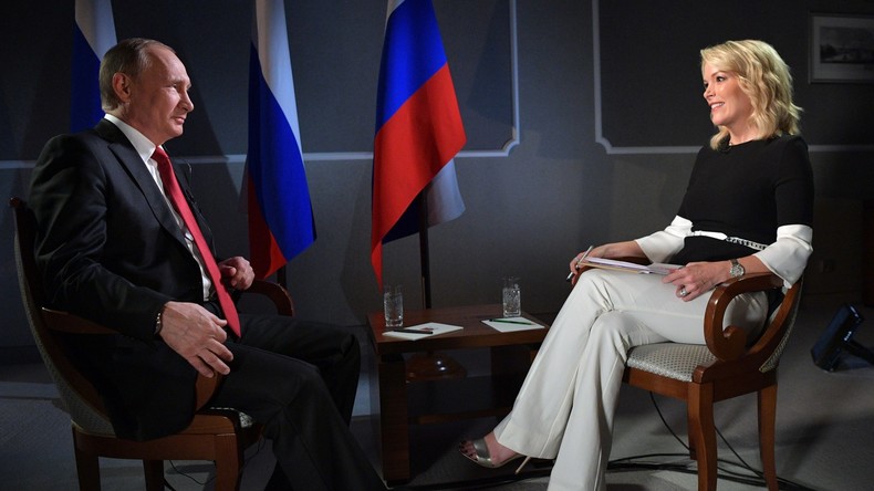 "Können wir sie uns leisten?" - Kreml scherzt über Job für Megyn Kelly nach ihrer Kündigung bei NBC