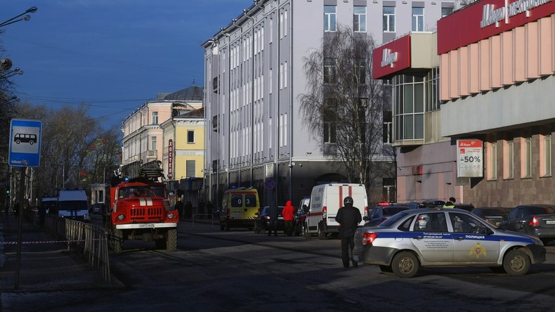 Ein Toter und drei Verletzte bei Explosion vor FSB-Zentrale in Nordrussland: Ermittlung wegen Terror