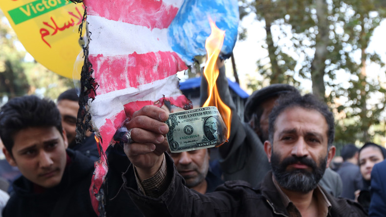 Anti-US Demonstrationen in Iran vor Sanktionsbeginn 