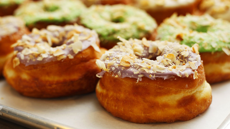 USA: Kunden kaufen morgens Donut-Laden leer, damit Besitzer zu seiner kranken Frau fahren kann