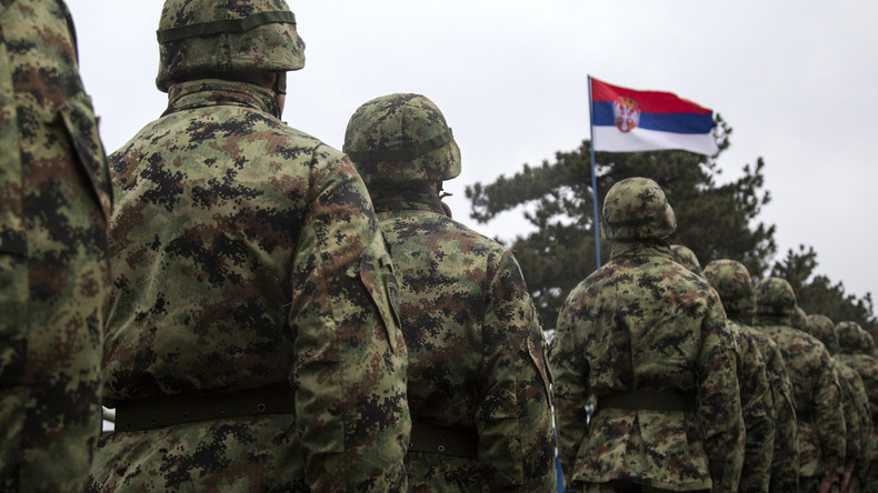 Serbien erinnert mit Armeemanöver an das Weltkriegsende