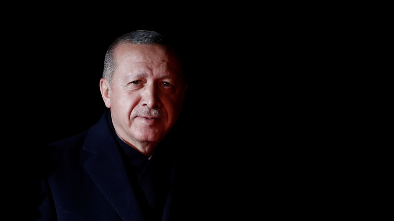 Erdogan setzt in Türkei 10.000 neue Stadtteilwächter ein 