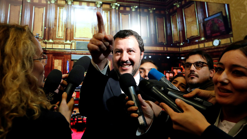 Haushaltsstreit zwischen EU und Italien: Salvini will nicht nachgeben