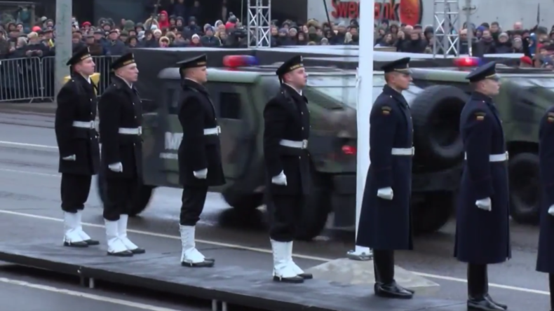 Litauen: US-Patriot-Raketen nehmen an der Parade zur 100-Jahr Feier der Streitkräfte teil