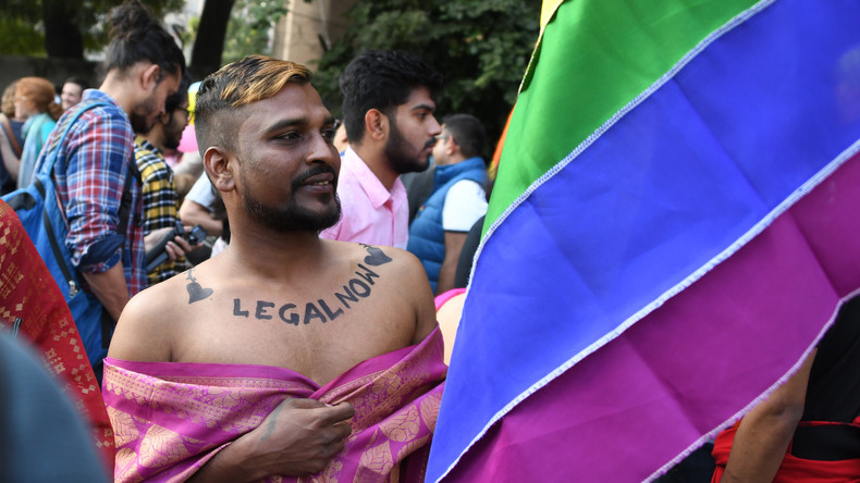 "Angstfaktor ist behoben": Erster Gay Pride nach Entkriminalisierung der Homosexualität in Indien 