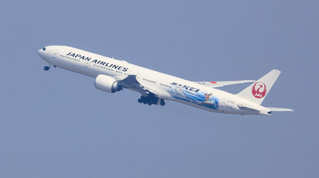 Pilot betrinkt sich am Abend vor Abflug und fingiert Test – Festnahme