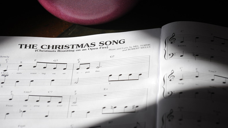 US-Radiosender streicht Weihnachtslied aus Programm, da #MeToo-Anhänger sich beschwerten