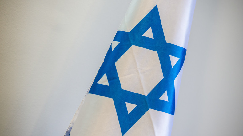 Hakenkreuz auf Israel-Flagge - Australischer Dozent suspendiert 
