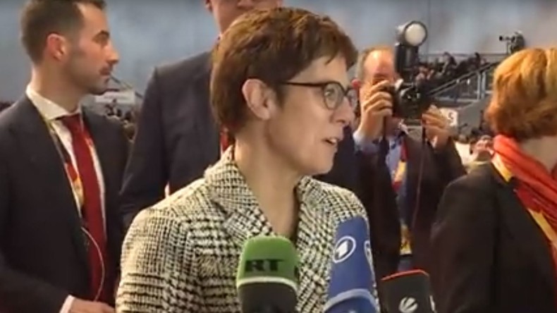 Erste Stellungnahme der neuen CDU-Chefin Annegret Kramp-Karrenbauer
