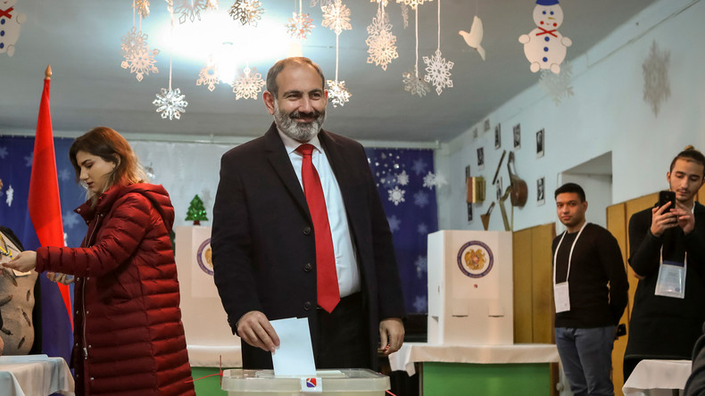 Parlamentswahl in Armenien: Paschinjans Allianz "Mein Schritt" bekommt 70 Prozent der Stimmen 