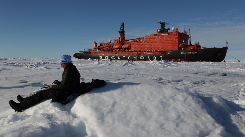 Eisfelder und Polarbären: Eisbrecher-Kreuzfahrten auf Routen russischer Arktis für 2019 ausverkauft 