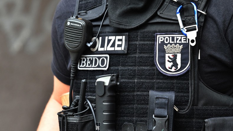 Razzia gegen Autoschieber - Suspendierter Berliner Polizist festgenommen 