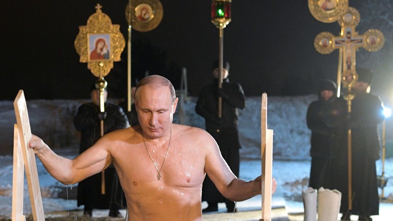 Kalender mit halbnacktem Putin ist in Japan größter Verkaufshit