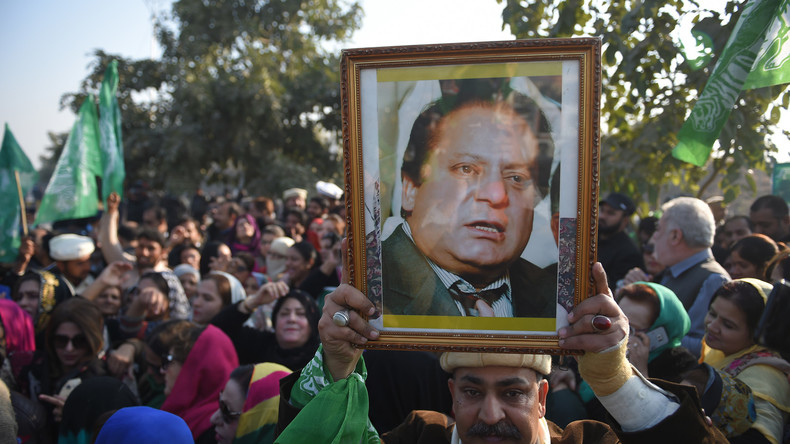 Pakistanischer Ex-Premier Sharif zu sieben Jahren Haft verurteilt 