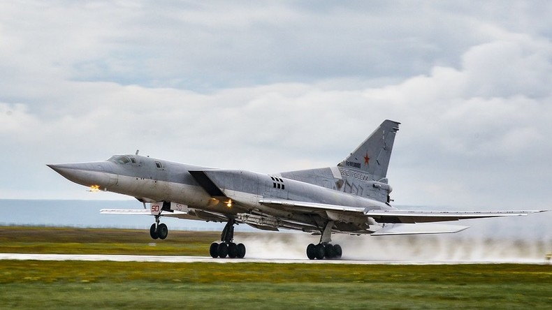 Nun trägt auch er Hyperschall-Raketen – Jungfernflug von Russlands neuem Bomber Tu-22M3M (Video)