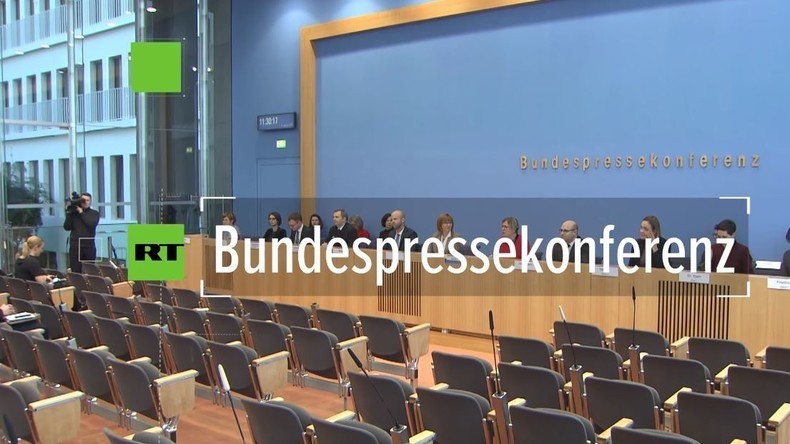 Bundespressekonferenz zum möglichen Hackerangriff (Video)