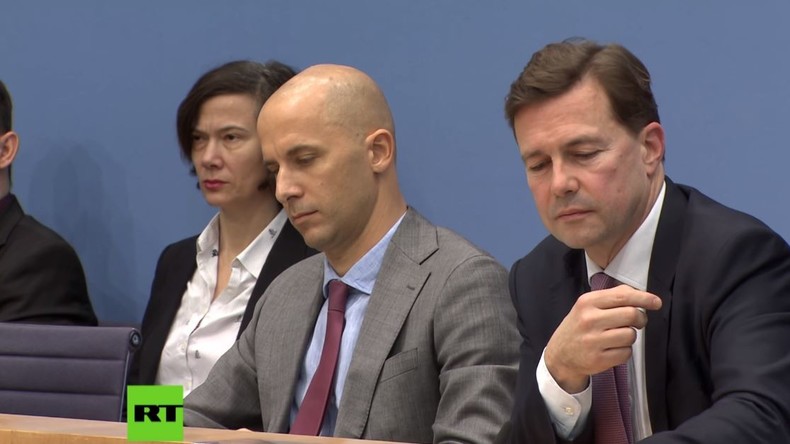 Causa Billy Six auf der Bundespressekonferenz: Fragen über Fragen