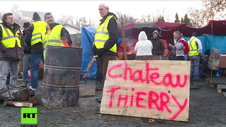 Château-Thierry: Französische Kleinstadt kooperiert mit den Gelbwesten (Video)
