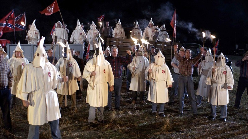 Razzia gegen mutmaßliche Mitglieder eines Ku Klux Klans in acht Bundesländern