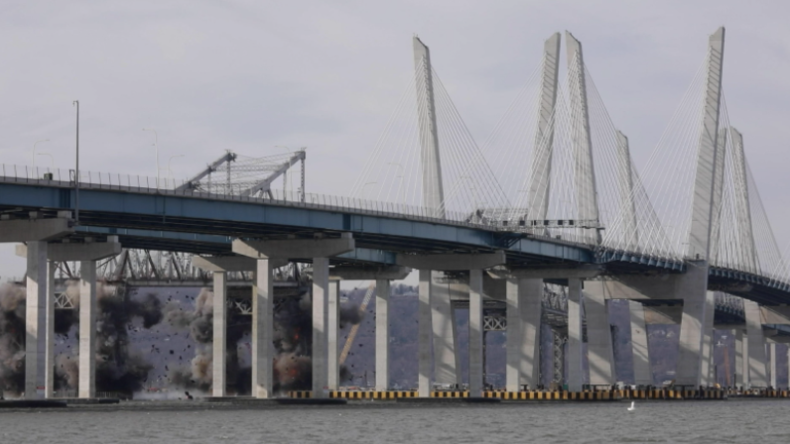 "Wie in Zeitlupe gefallen" – New Yorker Tappan Zee Brücke mit großem Knall abgerissen