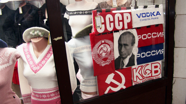 Umfrage: Fast die Hälfte der Russen bezeichnet Zusammenbruch der UdSSR als beschämend