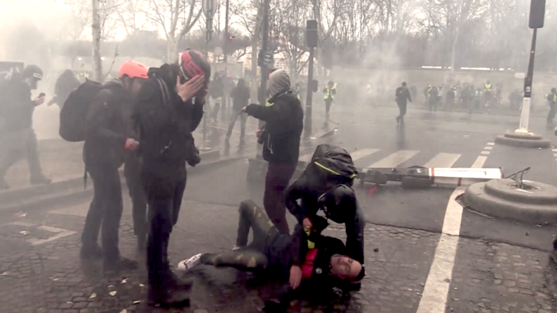 Frankreich: Gelbwesten lehnen Macrons "Große Nationale Debatte" ab