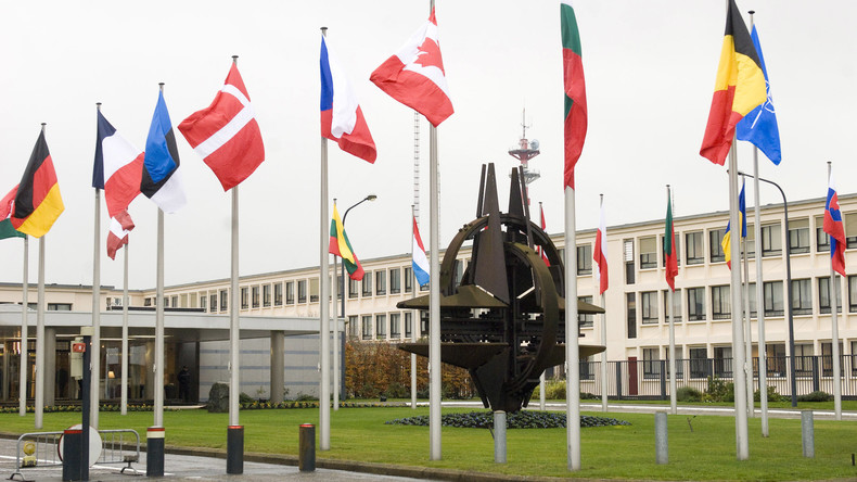 Stoltenberg in Davos: Nato-Partner der USA wollen Verteidigungsausgaben weiter steigern 
