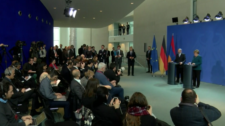 Merkel: Berlin bereit, den INF-Vertrag zu retten