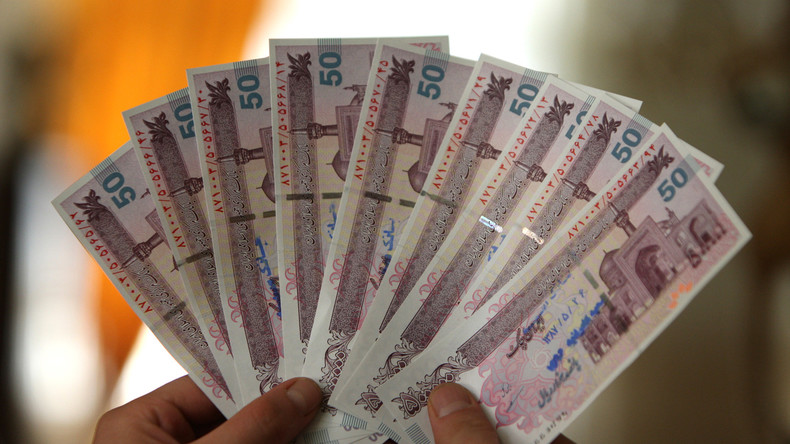 Russland und Iran stoßen US-Dollar zugunsten nationaler Währungen ab 