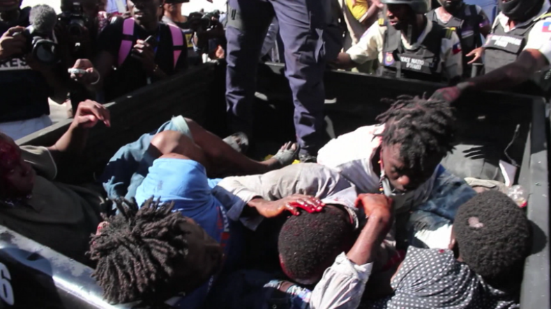Erschreckende Aufnahmen aus Haiti: Polizei schlägt Plünderungen bei Protest blutig nieder
