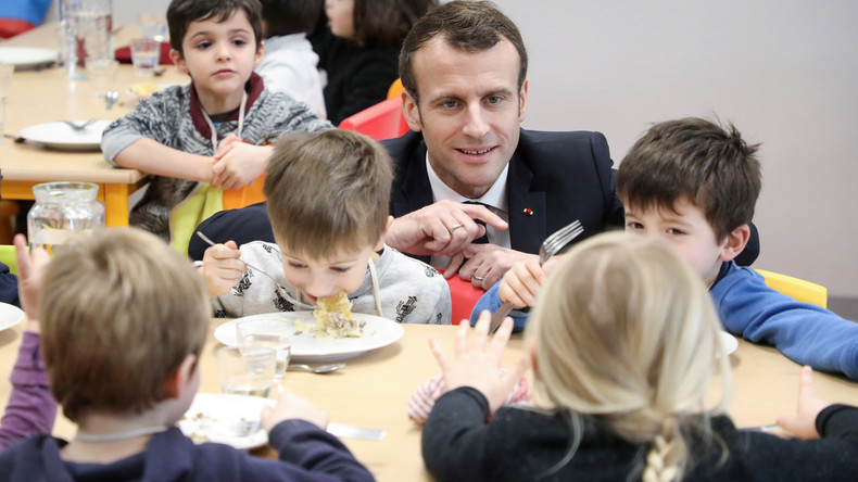 "Elternteil 1" und "Elternteil 2" – Französische Schulen verabschieden sich von "Mutter" und "Vater"