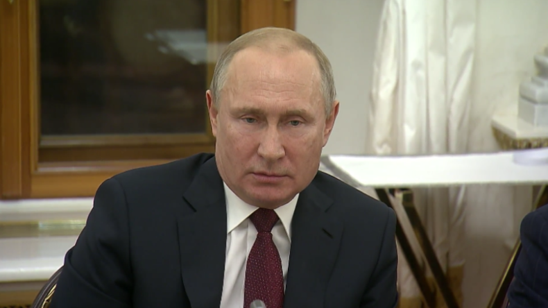 Putin zu möglichen westlichen Nuklear- und Internet-Angriffen: "Wenn sie nachrechnen, lassen sie es"