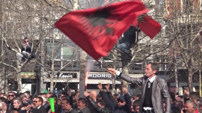 Albanien: Tausende auf Kundgebung gegen Regierung in Tirana