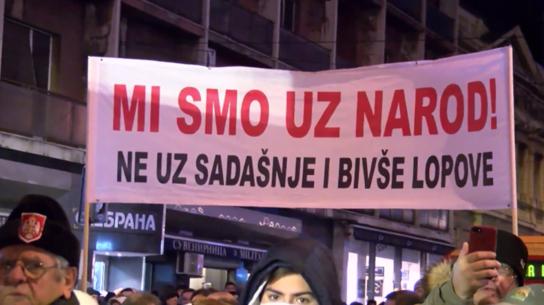 Serbien: Weiterhin Proteste gegen Präsident Aleksandar Vučić in Belgrad