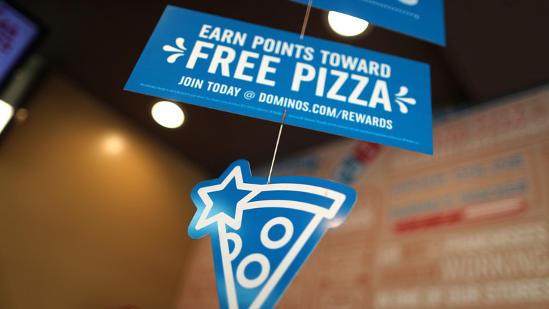 Domino's beschert treuen Kunden lebenslanges Pizza-Abo – und lässt sie Steuer dafür selbst zahlen